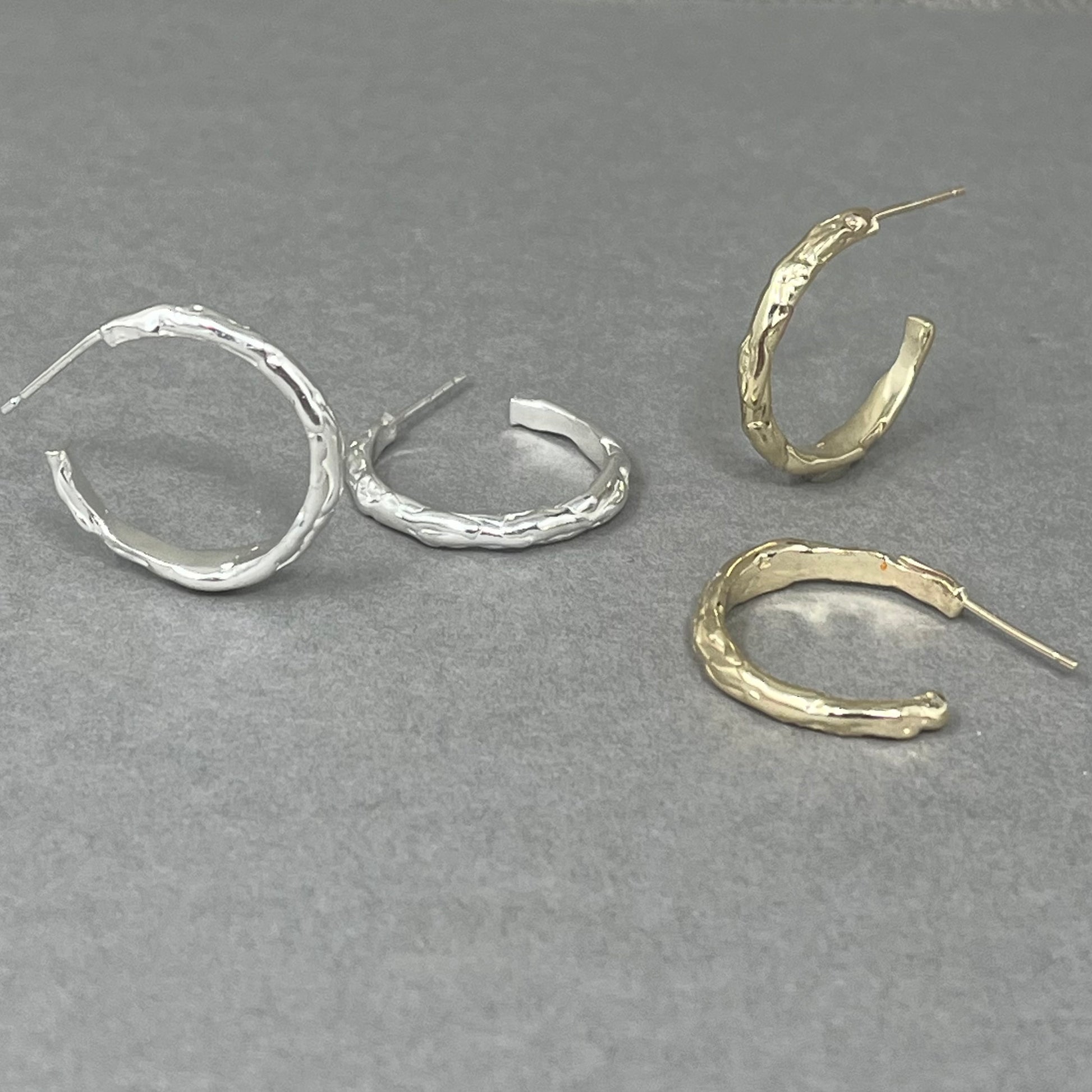 medium molten hoop earrings