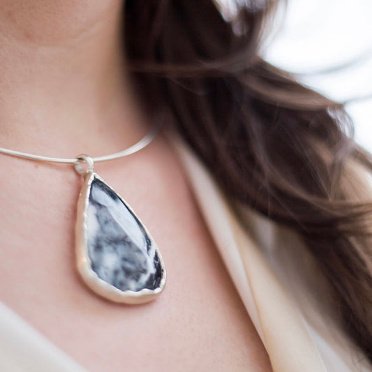 Winterscape Dendritic agate statement necklace