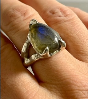 Molten Silver Gothic Labradorite Ring